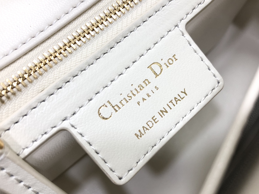 Replica Shop Exclusive Dior Bags FoDior Caro small Pentagram white bagr Women | BUYMA