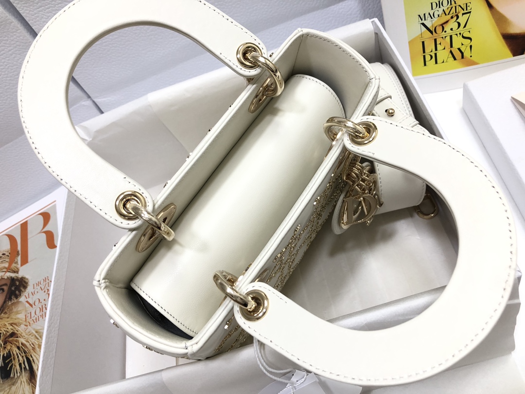 Replica Dior White bag with four squares and five pointed stars