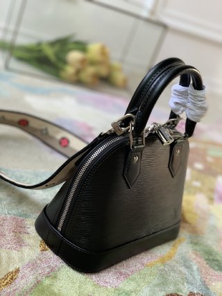 Replica Louis Vuitton Alma BB Handbags