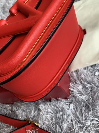 Replica Valentino Garavani Supervee Handbags