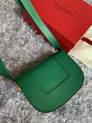 Replica Valentino Garavani Supervee Handbags