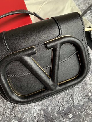 Replica Valentino Garavani Supervee Handbags