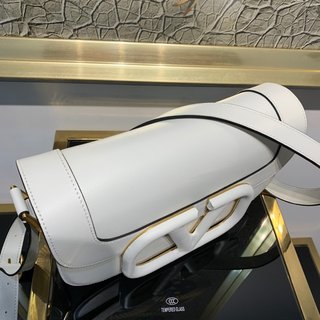 Replica Valentino Garavani Supervee Handbags