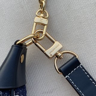 Replica Louis Vuitton Loop Handbags