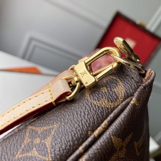 Replica Louis Vuitton Pochettep Accessories Mila Handbags