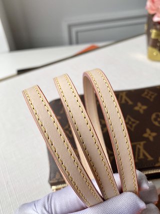 Replica Louis Vuitton Pochettep Accessories Mila Handbags