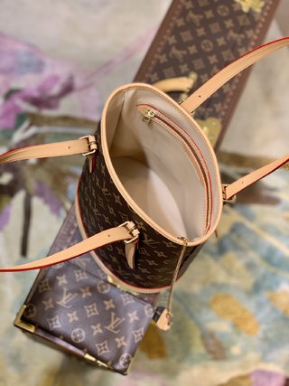 Replica Louis Vuitton NéoNoé BB Handbags