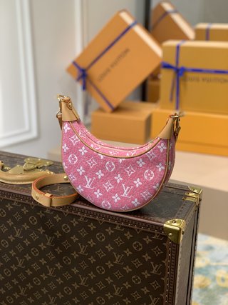 Replica Louis Vuitton Loop Handbags