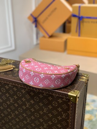 Replica Louis Vuitton Loop Handbags