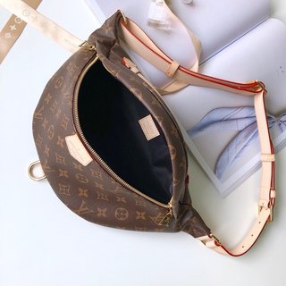 Replica Louis Vuitton BUMBAG Handbags