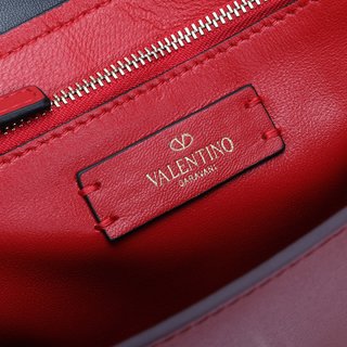 Replica Valentino Garavani Vcase Handbags