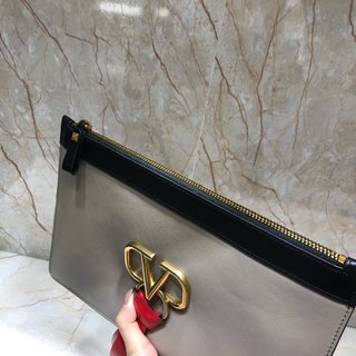 Replica Valentino Garavani Vring Handbags