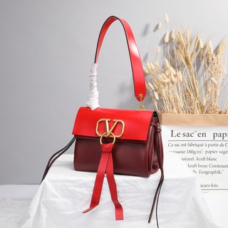 Replica Valentino Garavani Vring Handbags