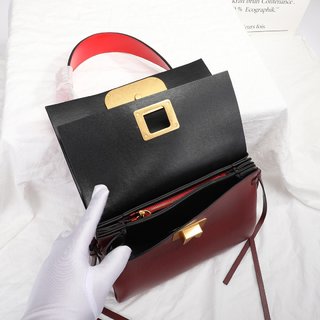 Replica Valentino Garavani Vring Handbags