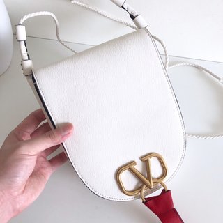 Replica Valentino Garavani Vring Handbags