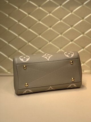 Replica Louis Vuitton Montaigne Handbags