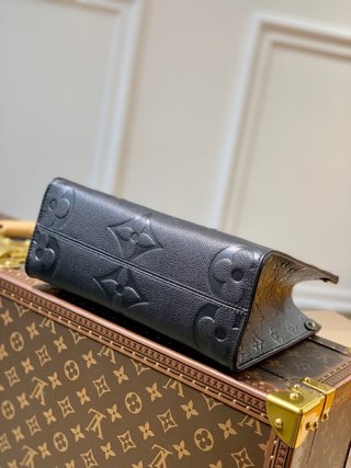 Replica Louis Vuitton Onthego Handbags