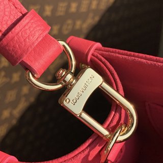 Replica Louis Vuitton Onthego Handbags