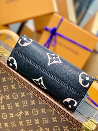 Replica Louis Vuitton Onthego Handbags