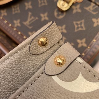 Replica Louis Vuitton Onthego Handbags