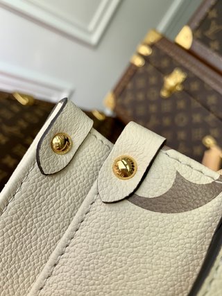 Replica Louis Vuitton Onthego Handbags