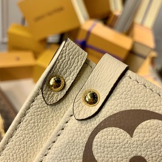 Replica Louis Vuitton Onthego Handbags