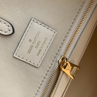 Replica Louis Vuitton Onthego Handbags