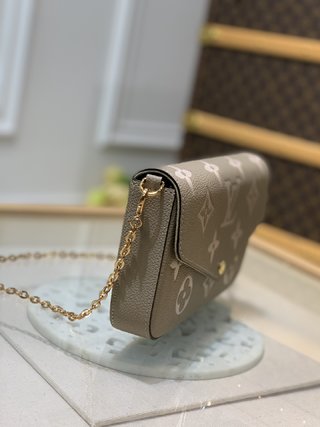 Replica Louis Vuitton Pochette Félicie Handbags