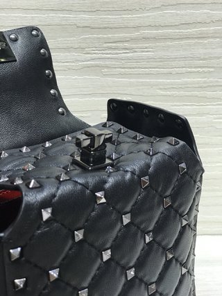 Replica Valentino Garavani GARAVANI ROCKSTUD SPIKE Handbag