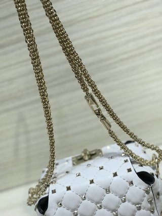 Replica Valentino Garavani GARAVANI ROCKSTUD SPIKE Handbag