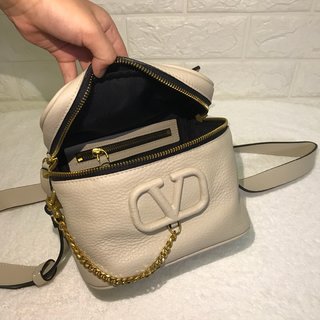 Replica Valentino Garavani Vsling Handbags