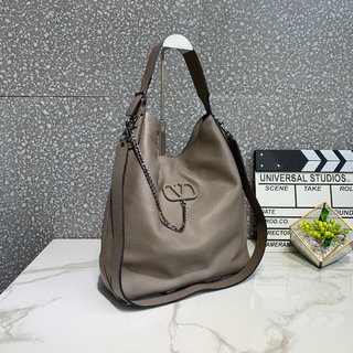 Replica Valentino Garavani Vsling Handbags