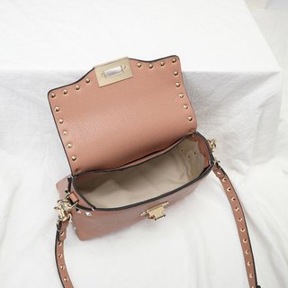 Replica Valentino Garavani Rockstud Handbags