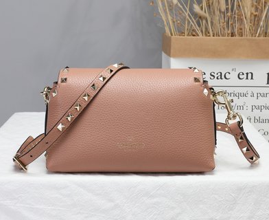 Replica Valentino Garavani Rockstud Handbags