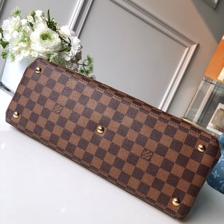 Replica Louis Vuitton Riverside Handbags