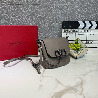 Replica Valentino Garavani VRING Handbags