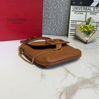 Replica Valentino Garavani VRING Handbags