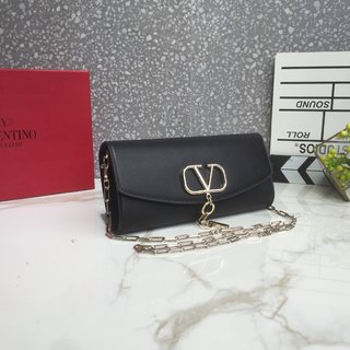 Replica Valentino Garavani Vcase Handbags