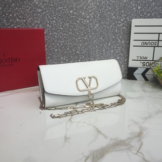 Replica Valentino Garavani Vcase Handbags