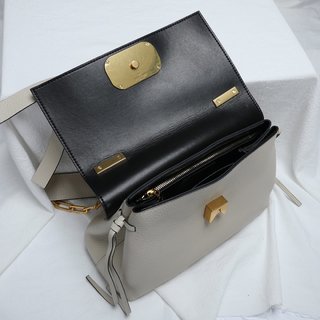 Replica Valentino Garavani VSLING Handbags