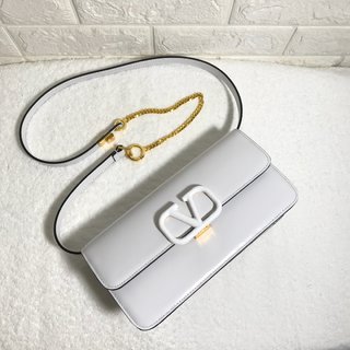 Replica Valentino Garavani VSLING Handbags