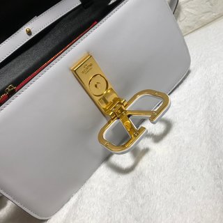 Replica Valentino Garavani VSLING Handbags