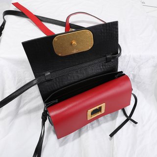 Replica Valentino Garavani VRING Handbags