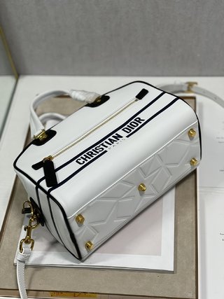 Replica Dior Paris Handbags