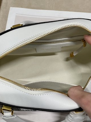 Replica Dior Paris Handbags