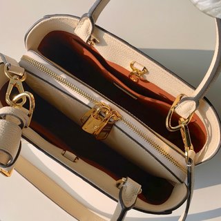 Replica Louis Vuitton Montaigne Handbags