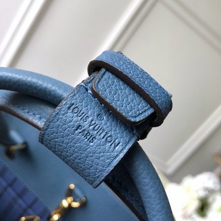 Replica Louis Vuitton Montaigne Handbags