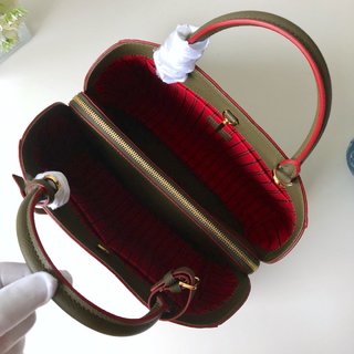 Replica Louis Vuitton Montaigne Handbags