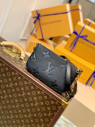 Replica Louis Vuitton Multi Pochette Accessoires Handbags