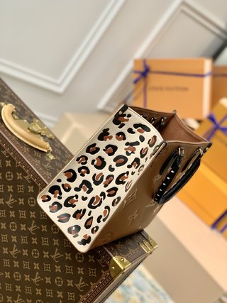 Replica Louis Vuitton Onthego Handbags